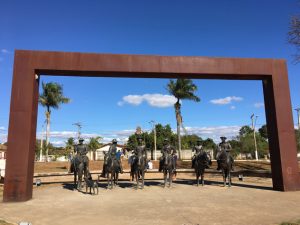 Portal_em_Cordisburgo-Foto_de_Sylvia_Leite-BLOG_LUGARES_DE_MEMORIA