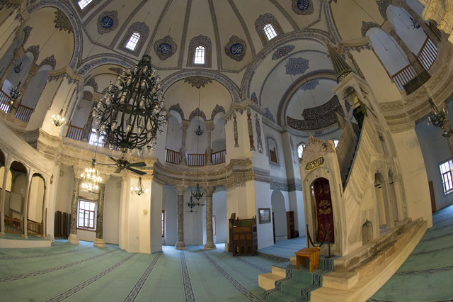 Vista interna da mesquita Pequena Sofia.Foto Dosseman. BLOG LUGARES DE MEMORIA