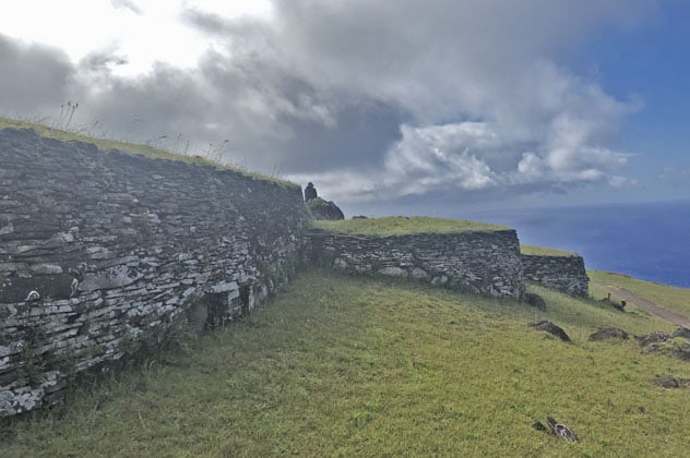 Aldeia de Orongo em Rapa Nui - Foto de Sylvia Leite - BLOG LUGARES DE MEMORIA