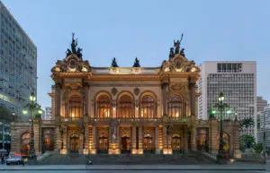 Fachada do Theatro Municipal - Foto de szeeze em Pixabay - BLOG LUGARES DE MEMORIA