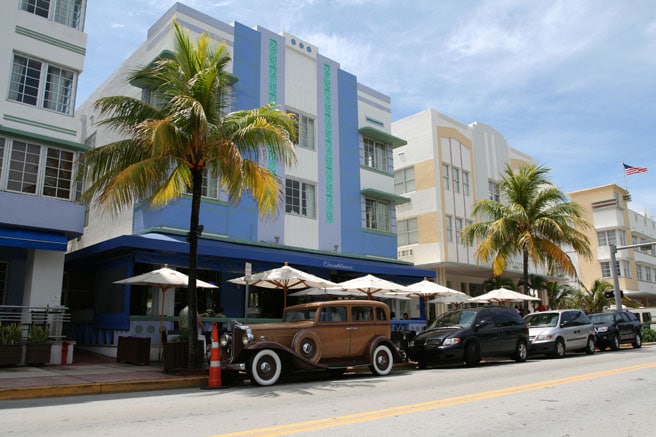 Ocean Drive, no Art Déco District, em South Beach, Miami 