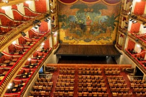 Pano de Boca e plateia do Theatro da Paz - Foto de Socorrosimonetti em Wikimedia - BLOG LUGARES DE MEMORIA