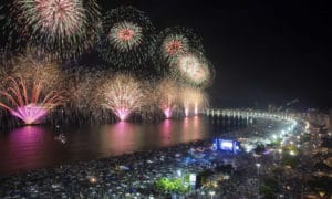 Queima de fogos no Reveillon do Rio de Janeiro - Foto de Gabriel Monteiro_Secom_Agência Brasil - BLOG LUGARES DE MEMORIA