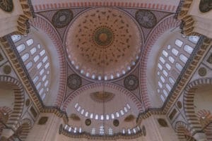 Imagem interna da cúpula da Santa Sofia - Foto de mostafa_meraji em Pixabay - BLOG LUGARES DE MEORIA