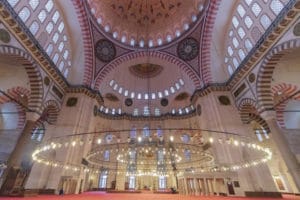 Imagem interna da Santa Sofia - Foto de mostafa_meraji em Pixabay - BLOG LUGARES DE MEORIA