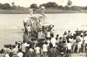Bonecos Zé Pereira e Vitalina antigos- Foto de domínio público - BLOG LUGARES DE MEMÓRIA