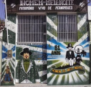 Sede do bloco O Homem da Meia-Noite - Foto de ZackTheJack em Wikimedia - BLOG LUGARES DE MEMÓRIA