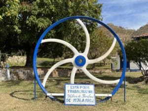 Polia da antiga fábrica de tecidos - Foto de Sylvia Leite - BLOG LUGARES DE MEMORIA