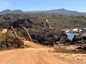 Ponte do Acaba Mundo e encontro de rios - Foto de Sylvia Leite - BLOG LUGARES DE MEMORIA