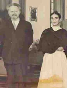 Trotski e Frida - Foto acervo Museo Frida Kahlo - BLOG LUGARES DE MEMORIA