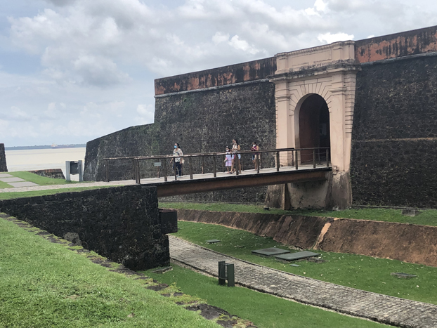Entrada do Forte do Presépio - Foto de Sylvia Leite - BLOG LUGARES DE MEMORIA