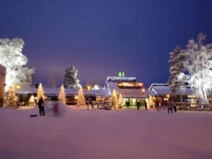 Casa de Papai Noel na Finlandia - Foto de By Timo Newton-Syms - BLOG LUGARE DE MEMORIAes de memoria