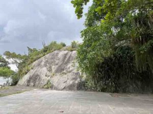 Pedra da Moreninha - Foto de Sylvia Leite - BLOG LUGARE DE MEMORIA