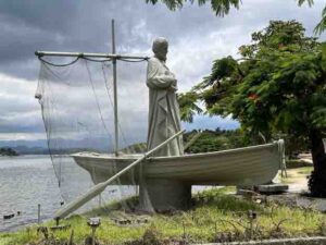 Monumento a São Pedro em Paquetá - Foto de Sylvia Leite - BLOG LUGARES DE MEMORIA