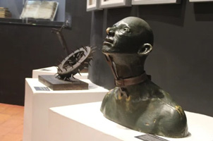 Replicas de instrumentos de tortura da Inquisição - Foto de Paulo Atzingen - BLOG LUGARES DE MEMORIA