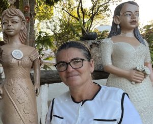 Zezinha e suas bonecas - Foto de Sylvia Leite - BLOG LUGARES DE MEMORIA