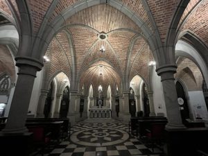 Cripta da Catedral da Sé SP - Foto de Sylvia Leite - BLOG LUGARES DE MEMORIA