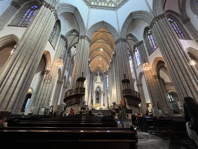 Nave central da catedral - Foto de Sylvia Leite - BLOG LUGARES DE MEMORIA