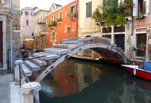 Ponte_de_Chiodo_Foto_de_Ethan_Doyle_White_em_Wikimedia