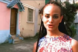 Luciana_Melo_na_Vila_Portuguesa-Still_do_videoclipe_BLOG_LUGARES_DE_MEMORIA