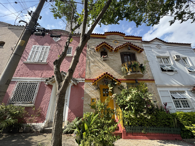 Sobradinhos_na_Vila_Portuguesa-Foto_Sylvia_Leite-BLOG_LUGARES_DE_MEMORIA