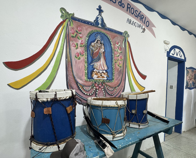 Estandarte_Tamborzeiros-Foto_de_Sylvia_Leite-BLOG_LUGARES_DE_MEMORIA