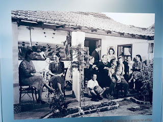 Foto da família exposta no Museu Casa de Portinari - Foto de Sylvia Leite - BLOG LUGARES DE MEMÓRIALUGARES DE MEMÓRIA- Matéria Brodowski - Foto Sylvia Leite