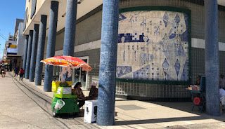 Painel de azulejos no Calçadão - Foto Sylvia Leite - BLOG LUGARES DE MEMÓRIA 