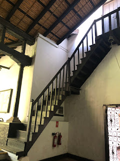 Escada no convento - Foto de Sylvia Leite - BLOG LUGARES DE MEMÓRIA