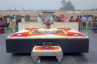 Raj Ghat - Foto Sylvia Leite - BLOG LUGARES DE MEMORIA