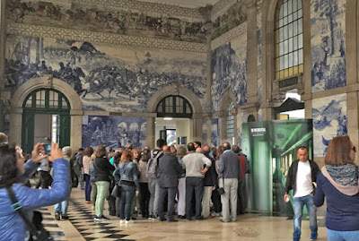 Painéis de azulejos portugueses na Estação de São Bento - Foto Sylvia Leite - BLOG LUGARES DE MEMÓRIA 