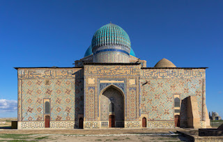 Lateral do prédio mostrando a cúpula - Foto Petar Milošević - Treball propi - BLOG LUGARES DE MEMÓRIA