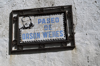 Placa do Paseo de Orson Welles - Foto de Aapo Haapanen em Wikimedia - BLOG LUGARES DE MEMÓRIA