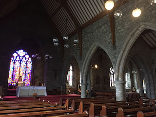 Interior da Abadia de St Canice - Foto de Antony-22 - BLOG LUGARES DE MEMÓRIA