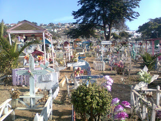 Cemitério de Valparaíso - Foto Alexxxos Wikimedia - BLOG LUGARES DE MEMÓRIA