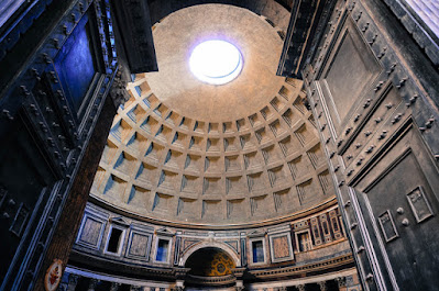 Óculo do Pantheon - Foto José Somovilla do Pixabay - BLOGLUGARES DE MEMÓRIA